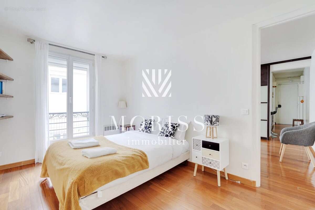 Appartement à PARIS-10E
