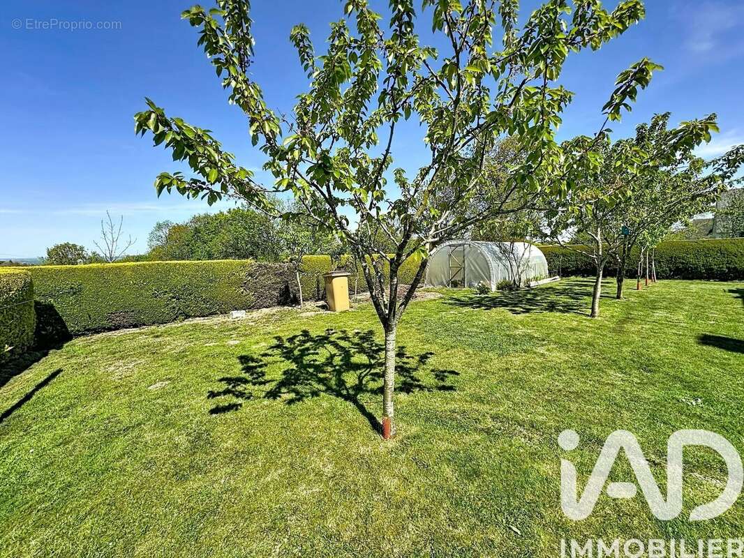 Maison 106 m² à Moncontour  - photo 6