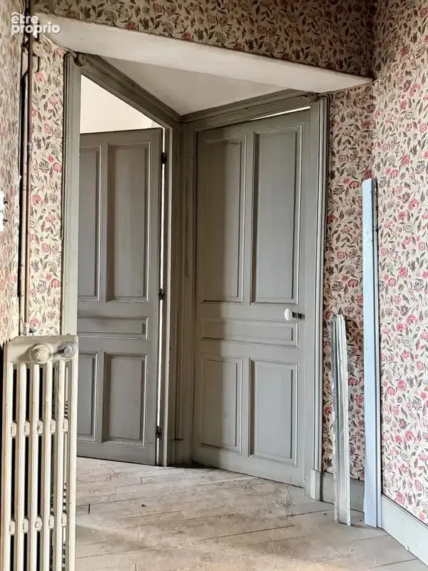 Coup de cœur assuré pour cette maison de caractère construite en 1925, à seulement 20 minutes d’Auxerre ! - photo 4
