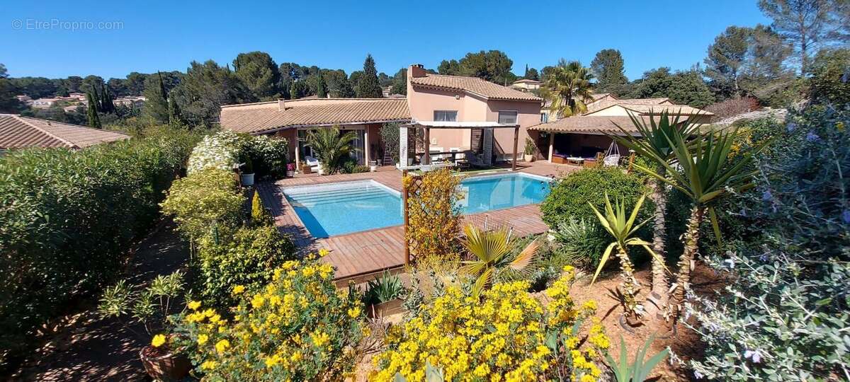 Maison à TRANS-EN-PROVENCE