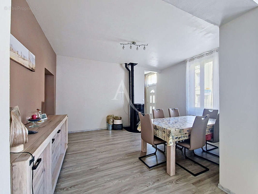 Maison Concourson sur Layon 5 pièce(s) 155 m2 - photo 10