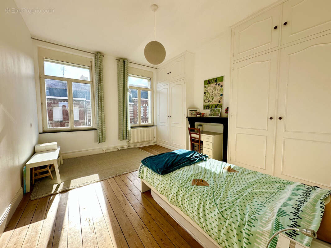 Maison à VALENCIENNES