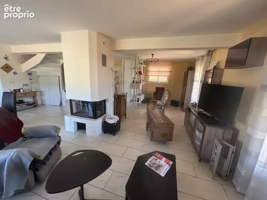 SAINT GILLES   Villa 112m2 avec grand terrain de 1 300 m2 - photo 4