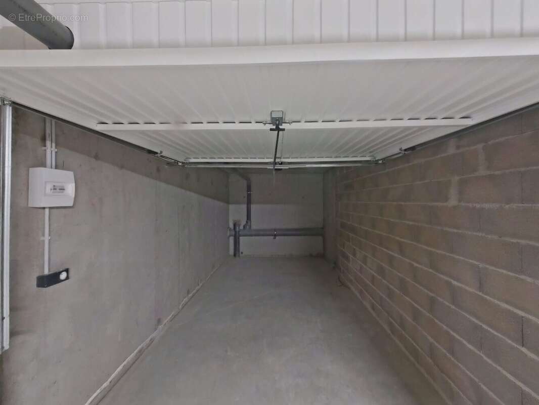 Appartement à VEAUCHE