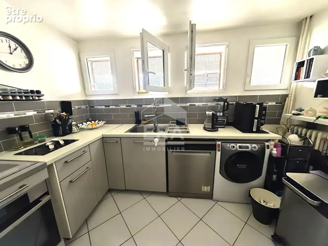 Appartement 77m² à marseille 5e arrondissement - photo 4