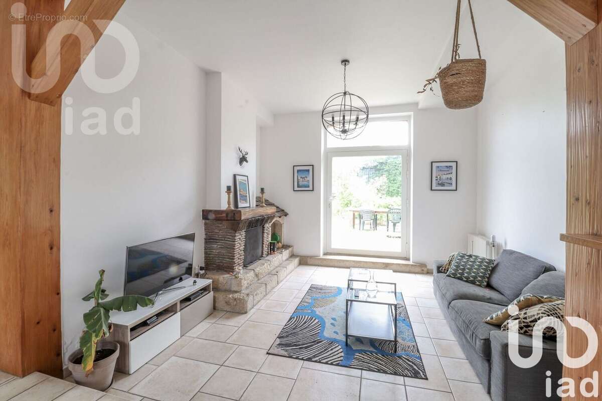 Photo 5 - Maison à BELLEGARDE