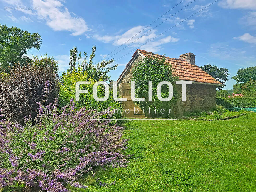 Maison à LA HAYE-DU-PUITS