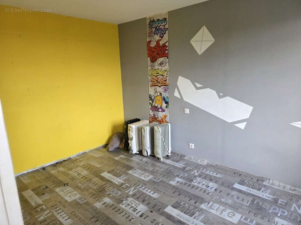 Maison à BAGNAC-SUR-CELE