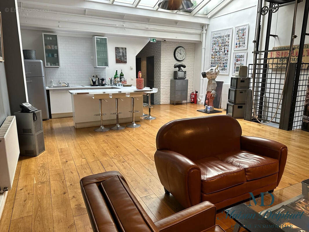 Commerce à PARIS-17E