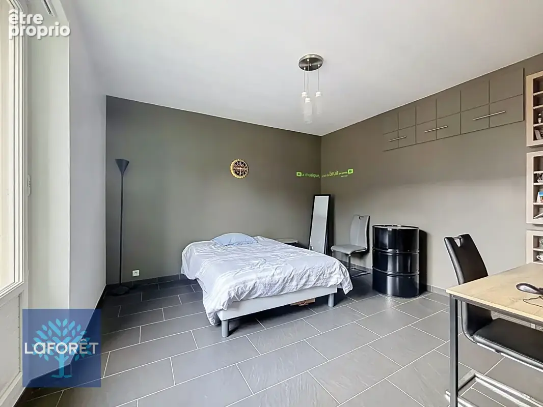 Appartement Fougeres  3 pièce(s) 81 m2 - photo 7