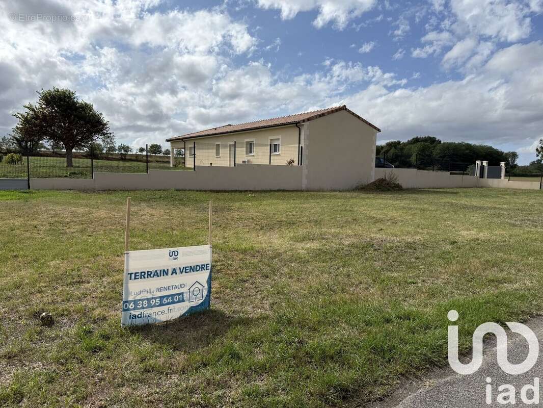 Photo 3 - Terrain à CLION