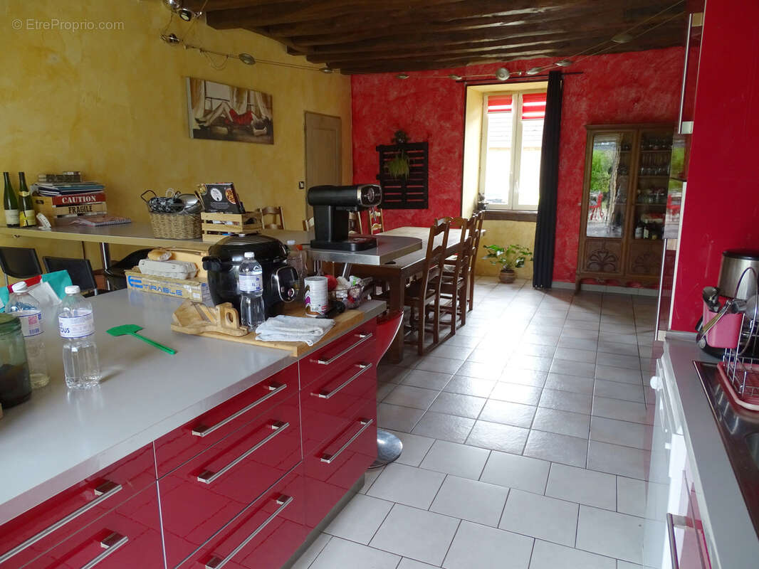 Maison à BAIGNEUX-LES-JUIFS