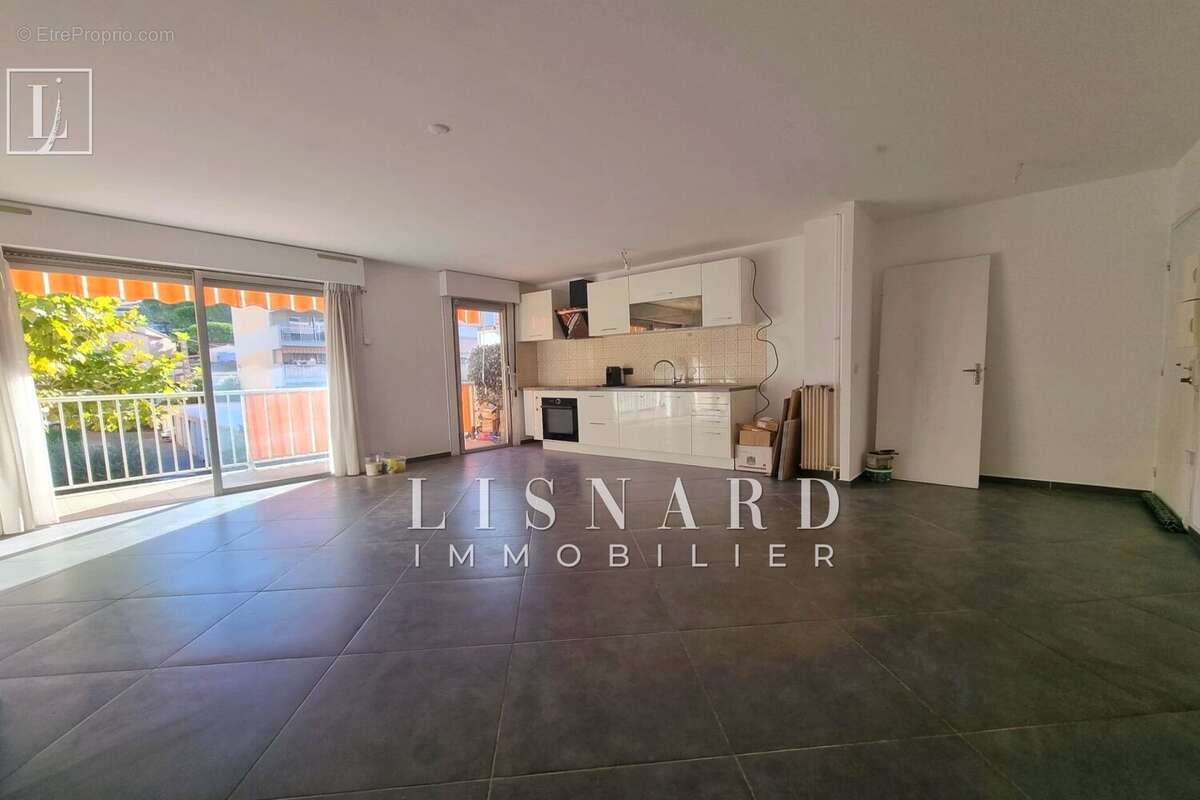 Appartement 51 m² à Vallauris  - photo 2