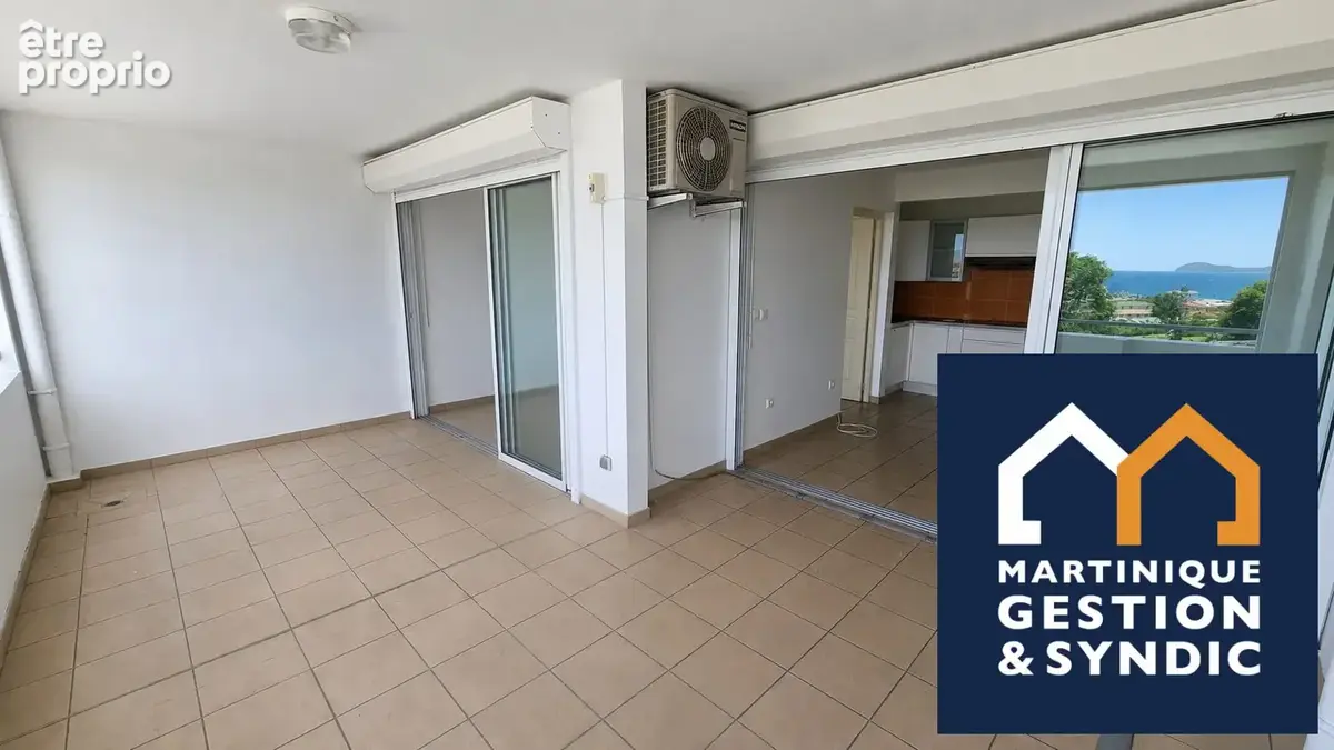 Appartement 2 pièces 29 m² à vendre à Fort-De-France (97200) - photo 2
