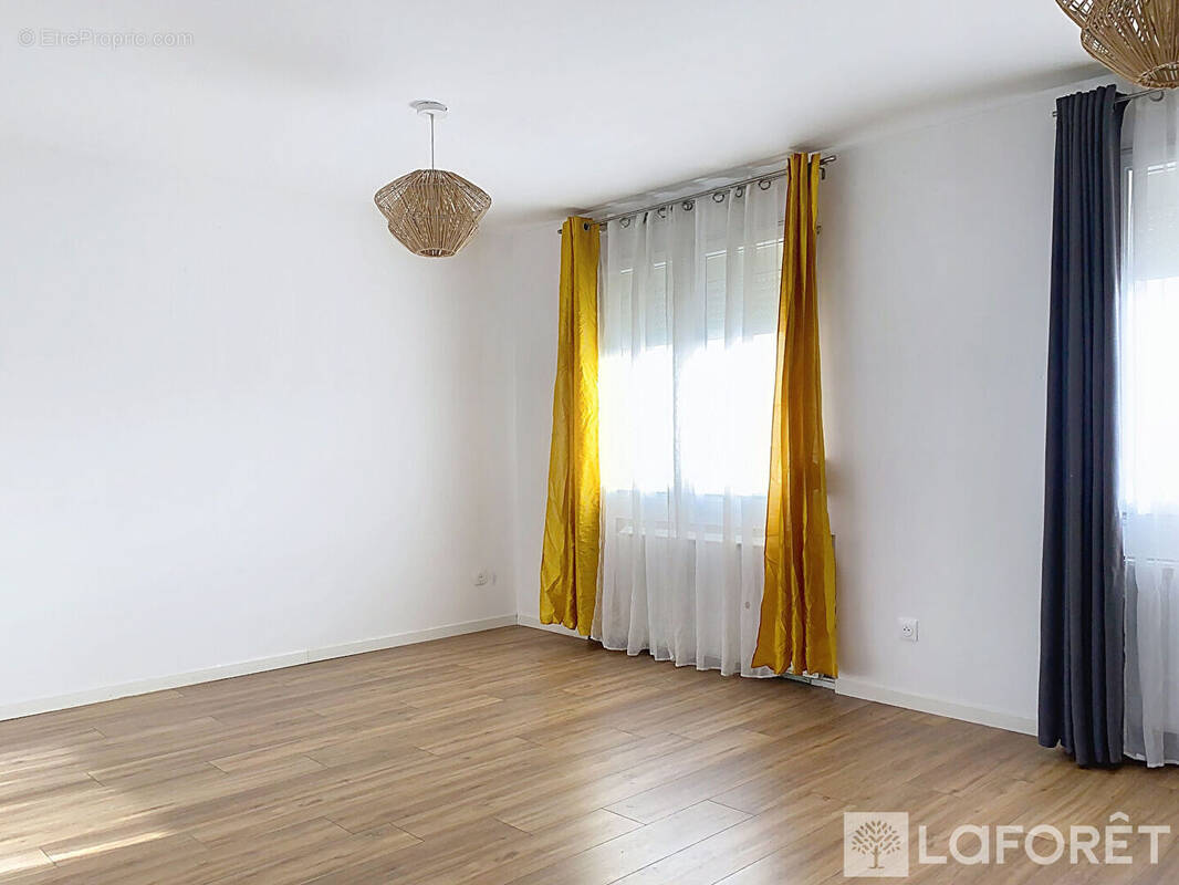 Maison à HAZEBROUCK