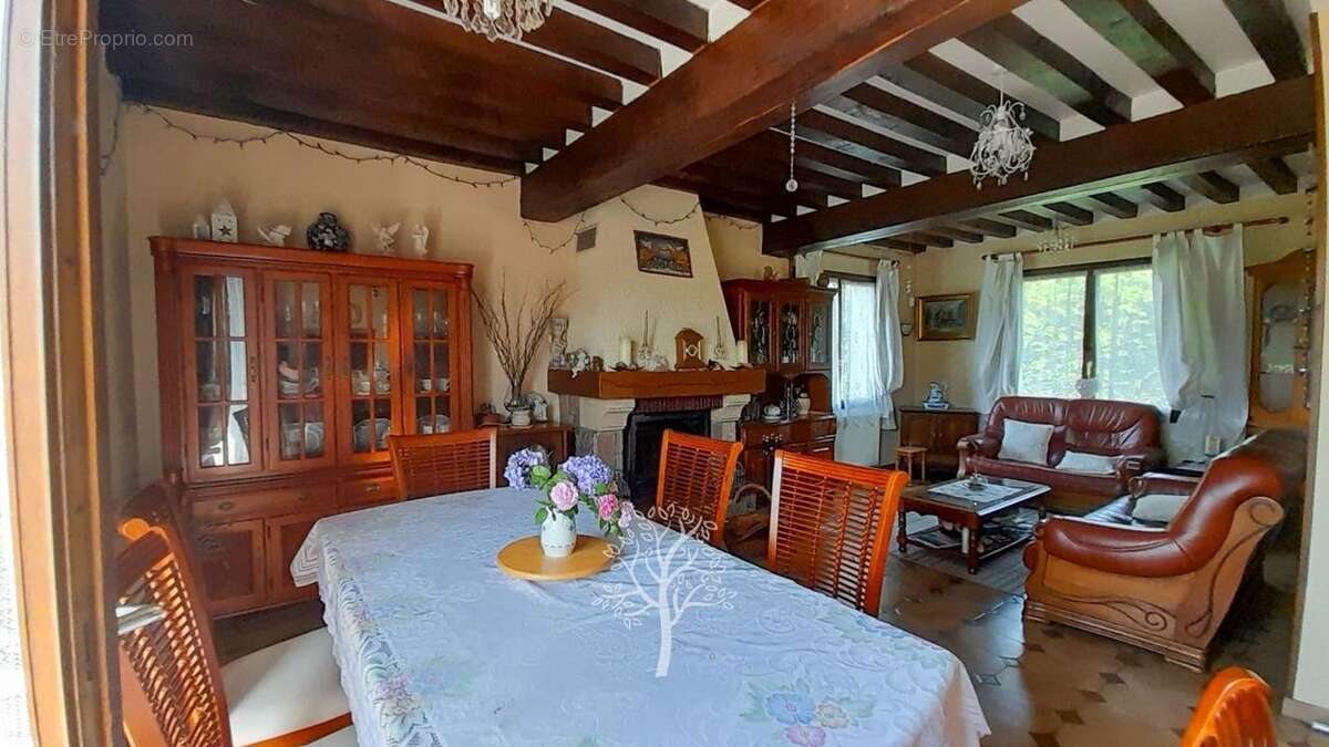 Maison à BEAUBEC-LA-ROSIERE