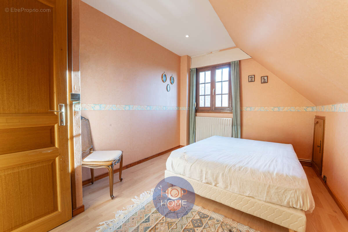 Maison à NEUVE-CHAPELLE