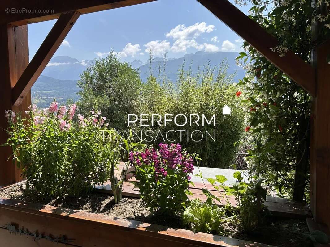 Maison à SAINT-MARTIN-D&#039;URIAGE