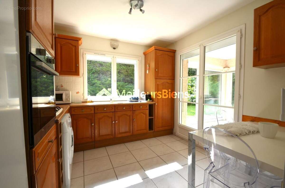 Maison à ROCHETAILLEE-SUR-SAONE