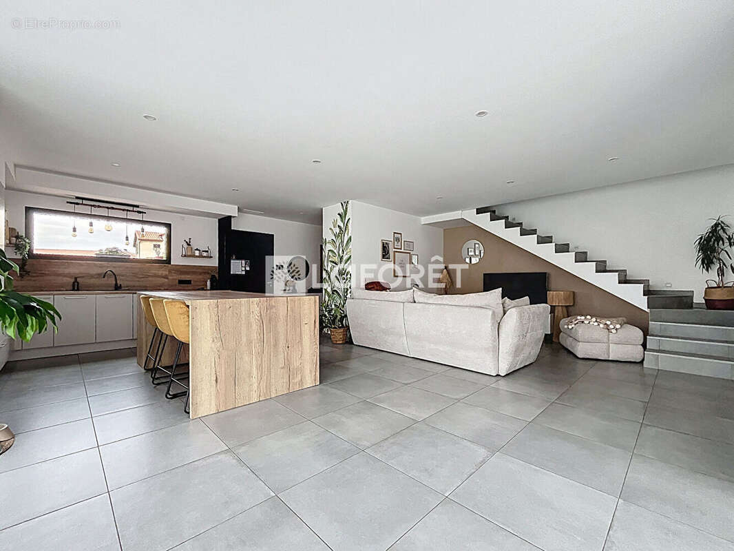 Maison à BOULETERNERE