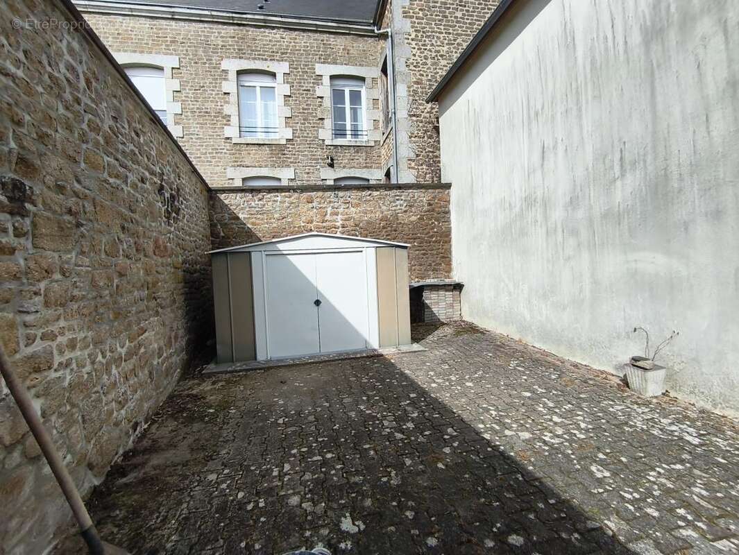 Maison à SAINT-FRAIMBAULT