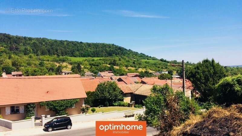 Terrain à BLENOD-LES-TOUL