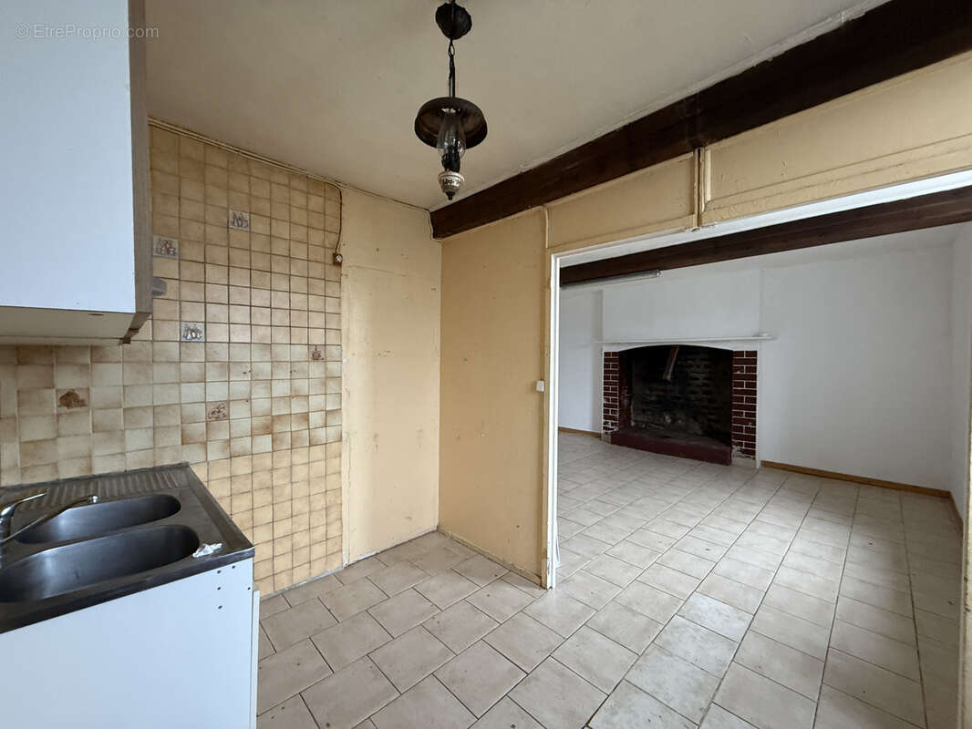 Maison à JUVIGNY-LE-TERTRE