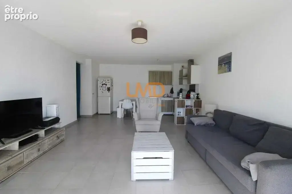 Appartement T3 plus terrasse et parking - photo 9