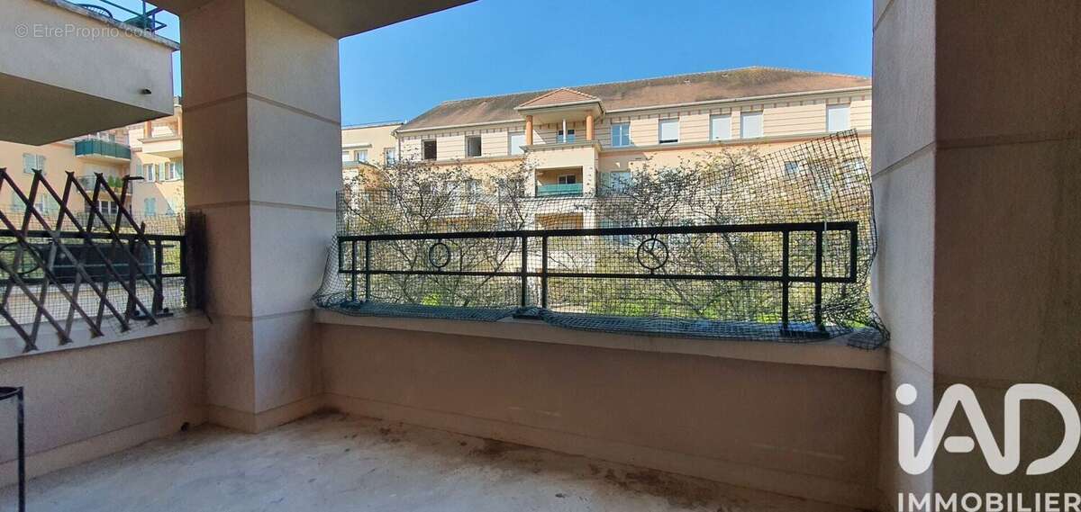 Photo 8 - Appartement à ELANCOURT