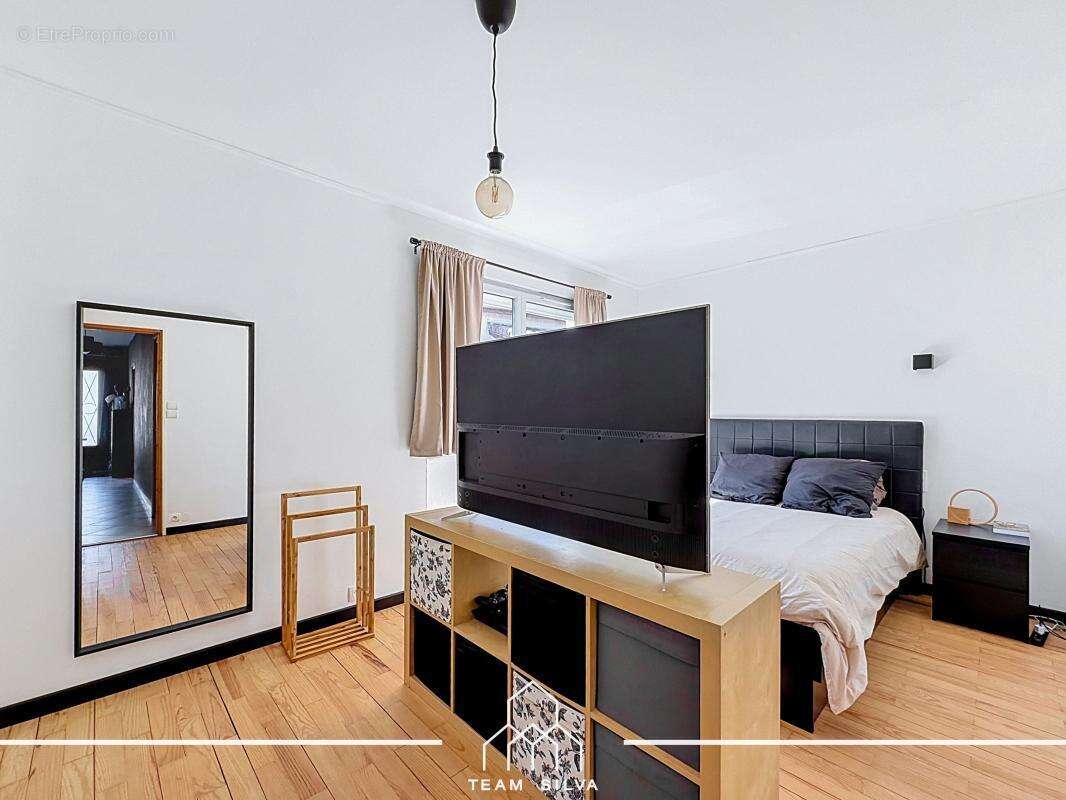 Maison 80 m² à Irigny  - photo 9