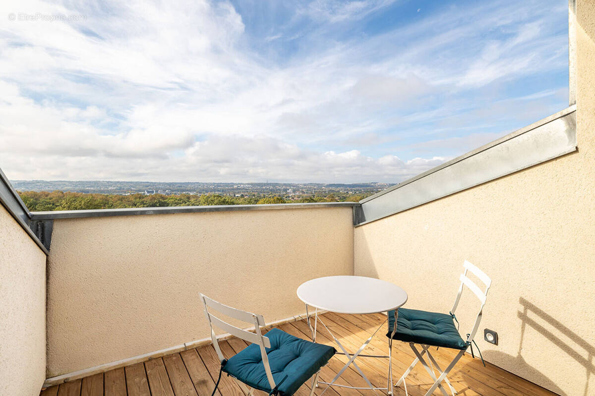 Appartement à SAINT-ORENS-DE-GAMEVILLE