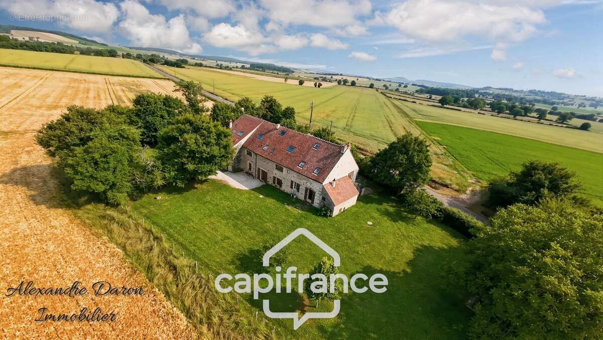 Nièvre (58) – Propriété de caractère avec piscine au cœur de la Bourgogne - photo 3
