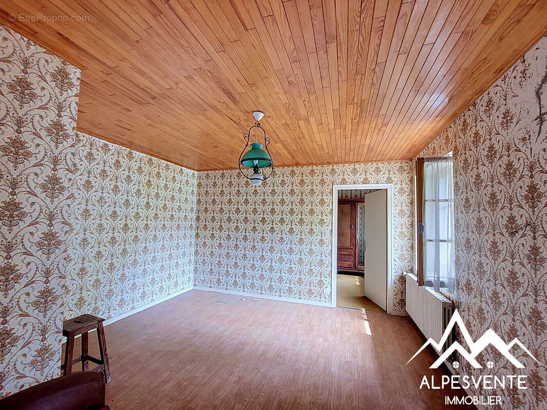 avendre_maison_àrenover_seytroux_alpesvente - Maison à SEYTROUX