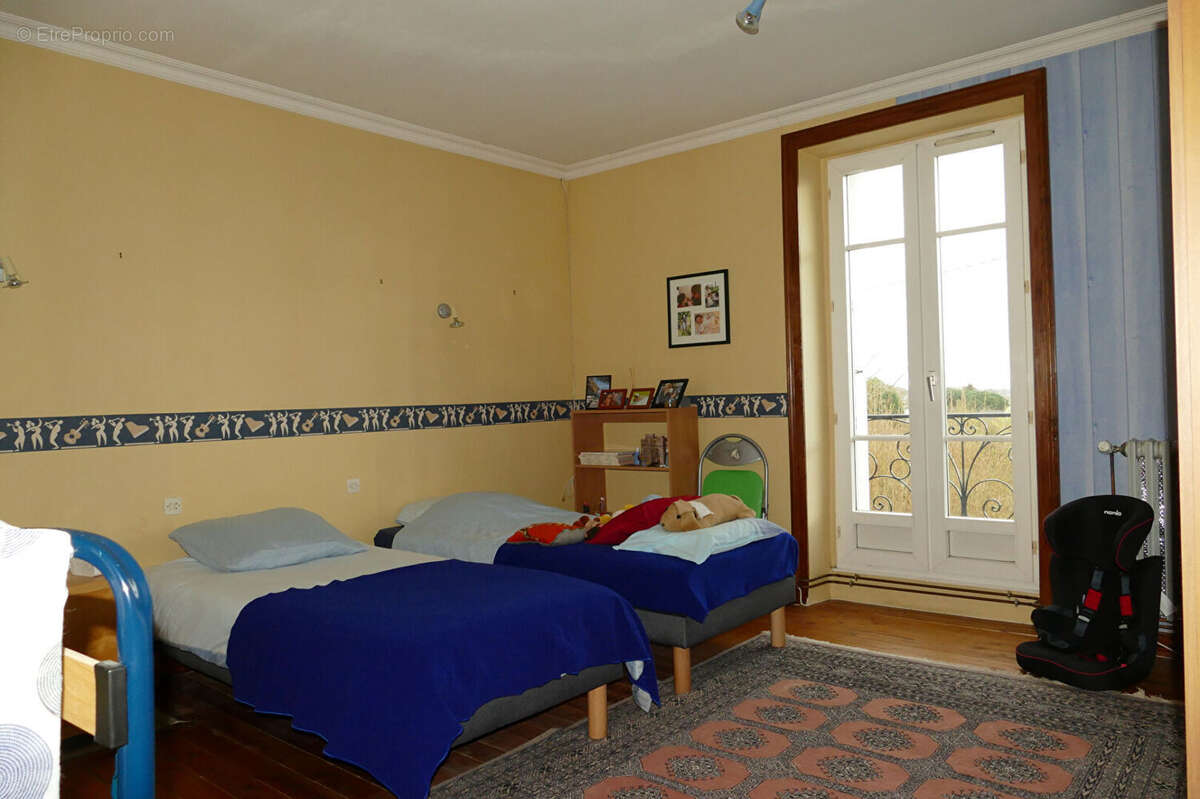 Maison à PLOUER-SUR-RANCE