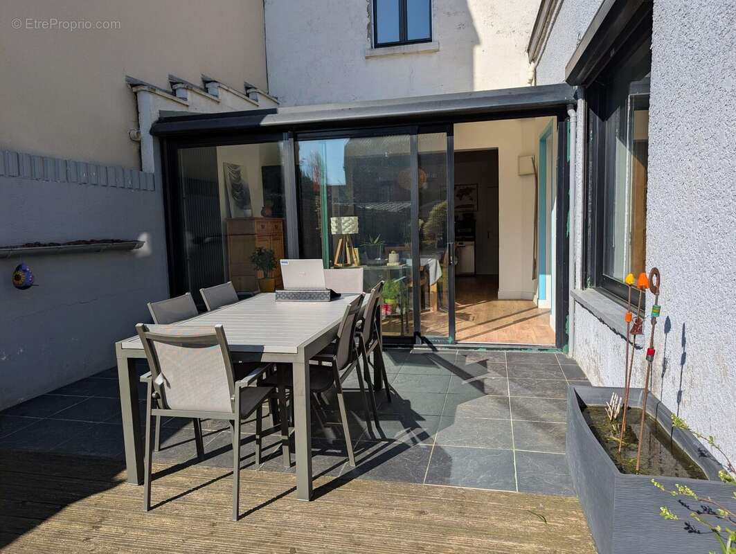 Maison à ENNETIERES-EN-WEPPES