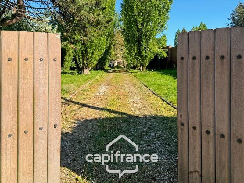 Maison de caractère style manoir – 258 m² – Parc arboré – Allée privative – Fort potentiel - photo 4