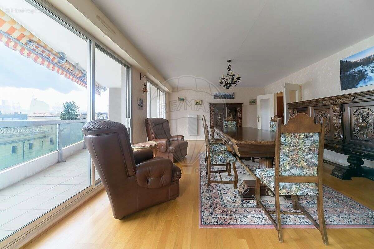 Appartement à VICHY