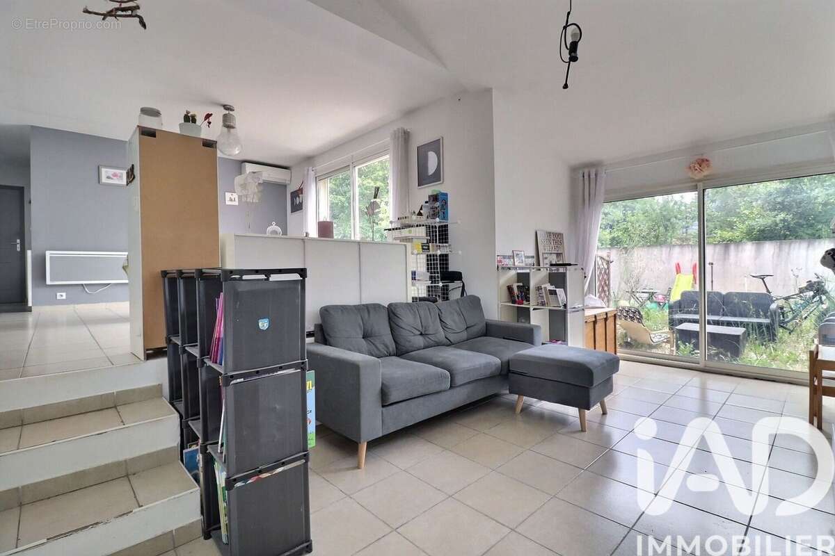 Photo 3 - Maison à NANS-LES-PINS