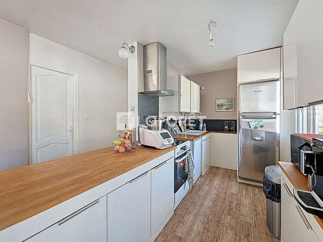 Maison à LA VILLE-DU-BOIS