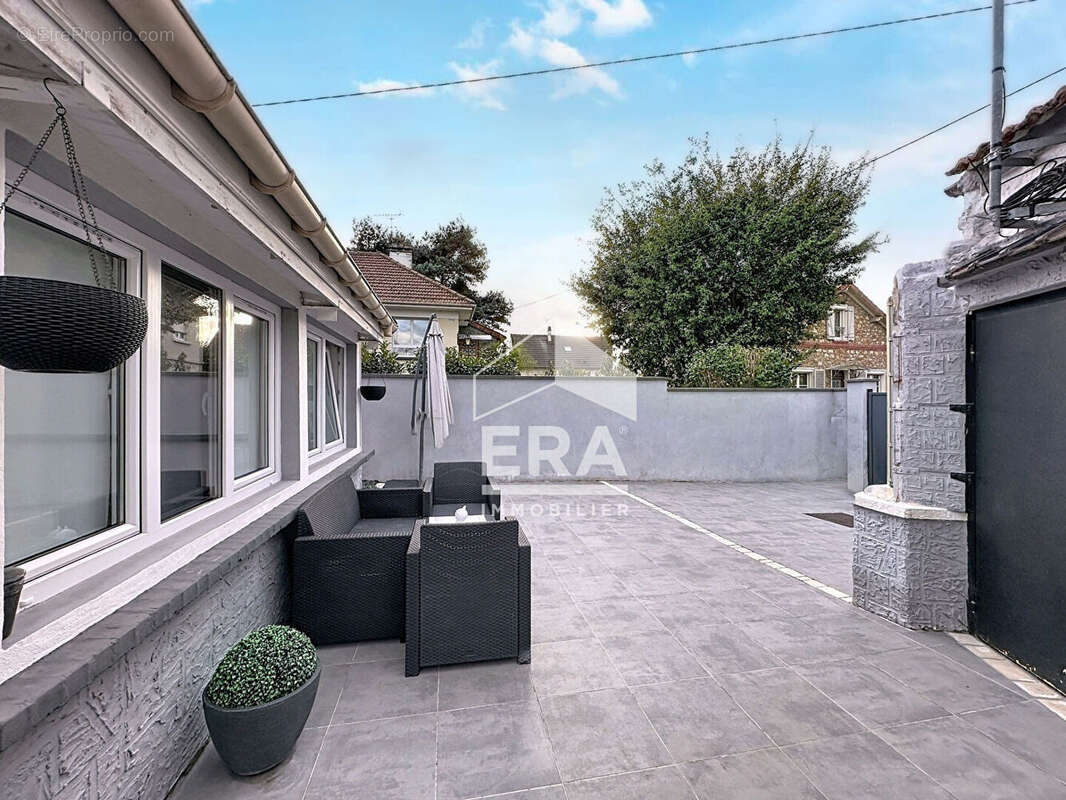 Maison à CONFLANS-SAINTE-HONORINE