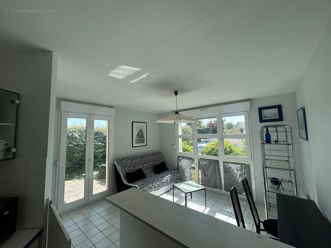 Appartement à FOURAS