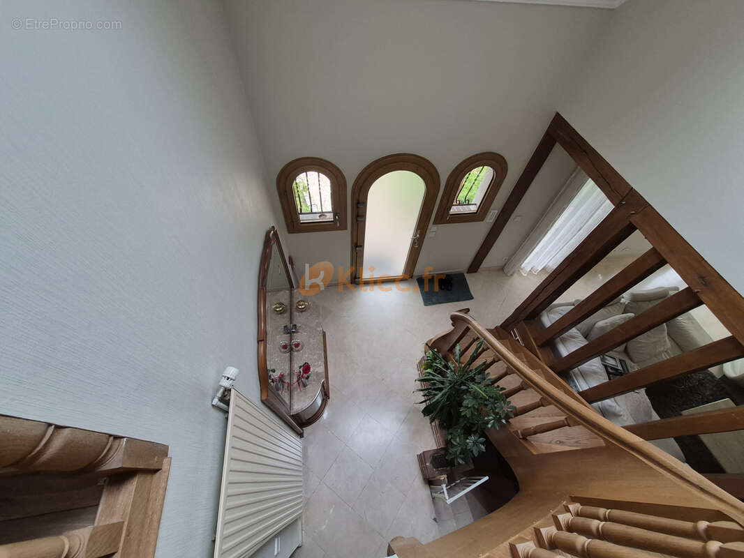 Maison à DEVILLE-LES-ROUEN