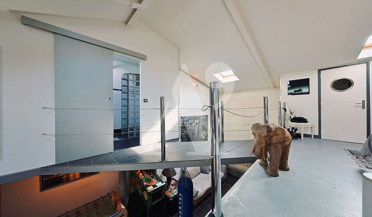 Appartement à ASNIERES-SUR-SEINE