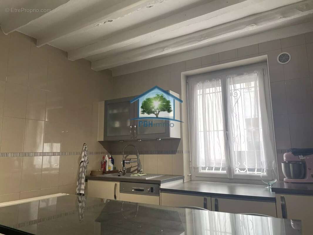 Maison individuelle 173  m2 habitable élevée sur 161 m2 de terrain - photo 8
