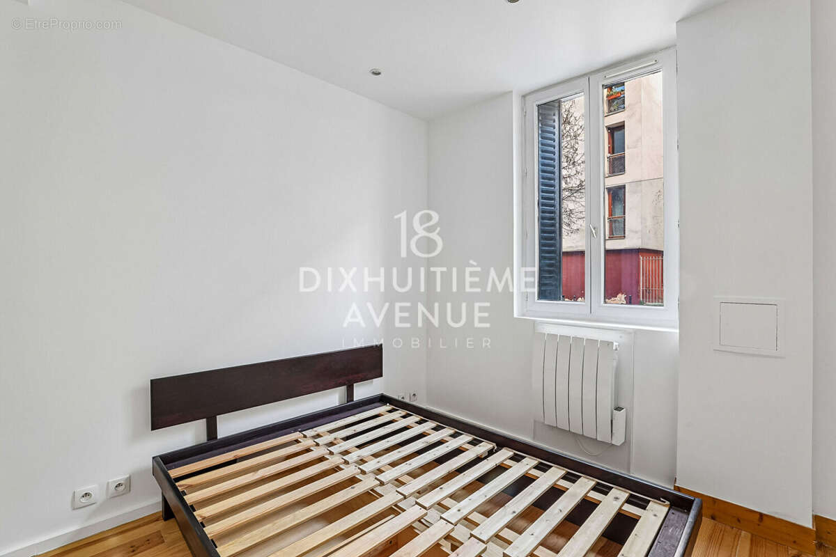 Appartement à PARIS-18E