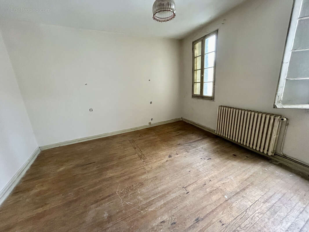 Appartement à MONTPON-MENESTEROL