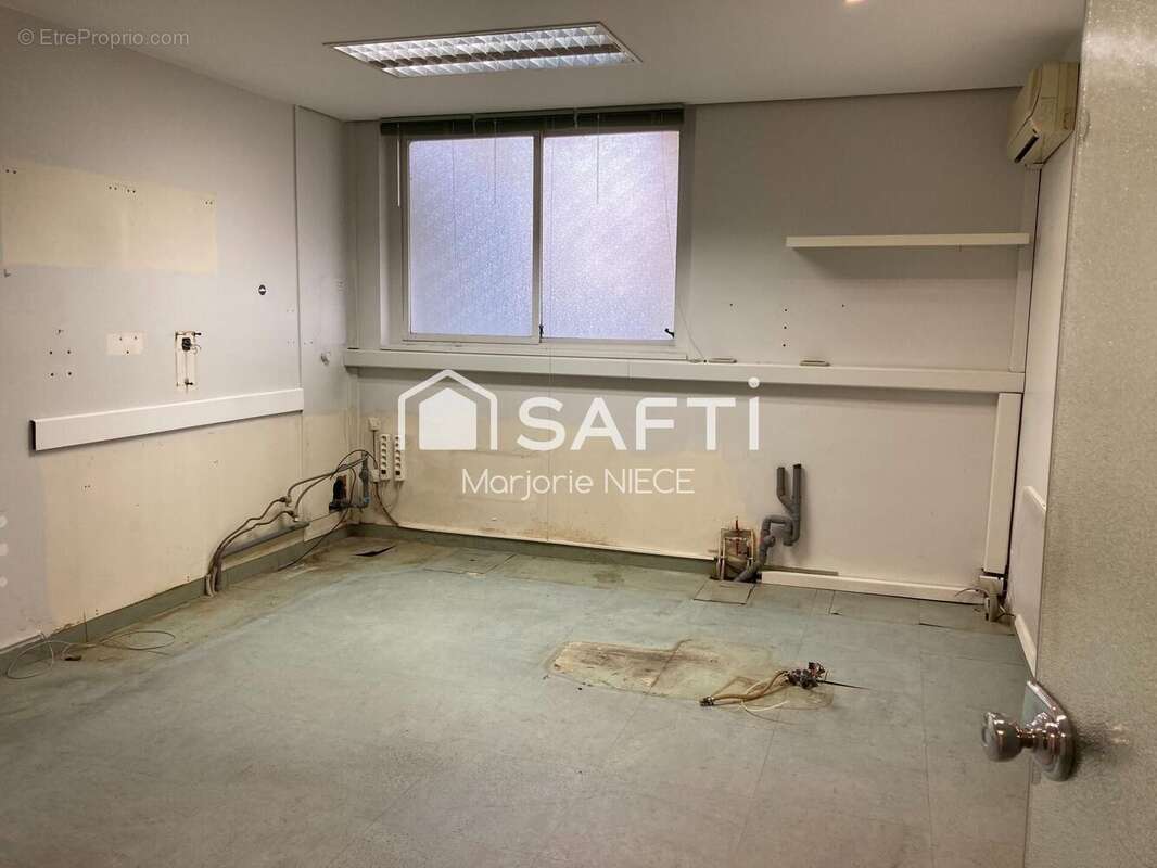 Photo 7 - Commerce à MURET