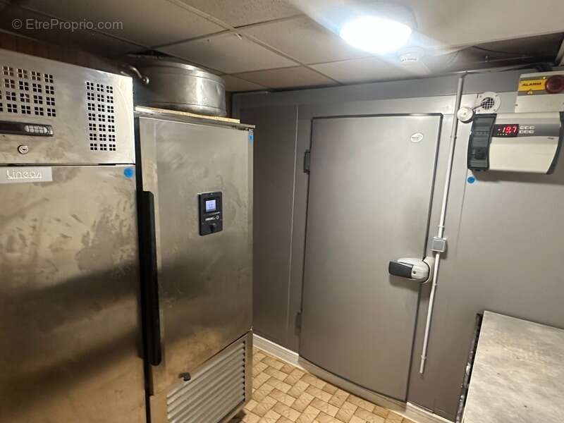 Commerce à AIGUEBELETTE-LE-LAC