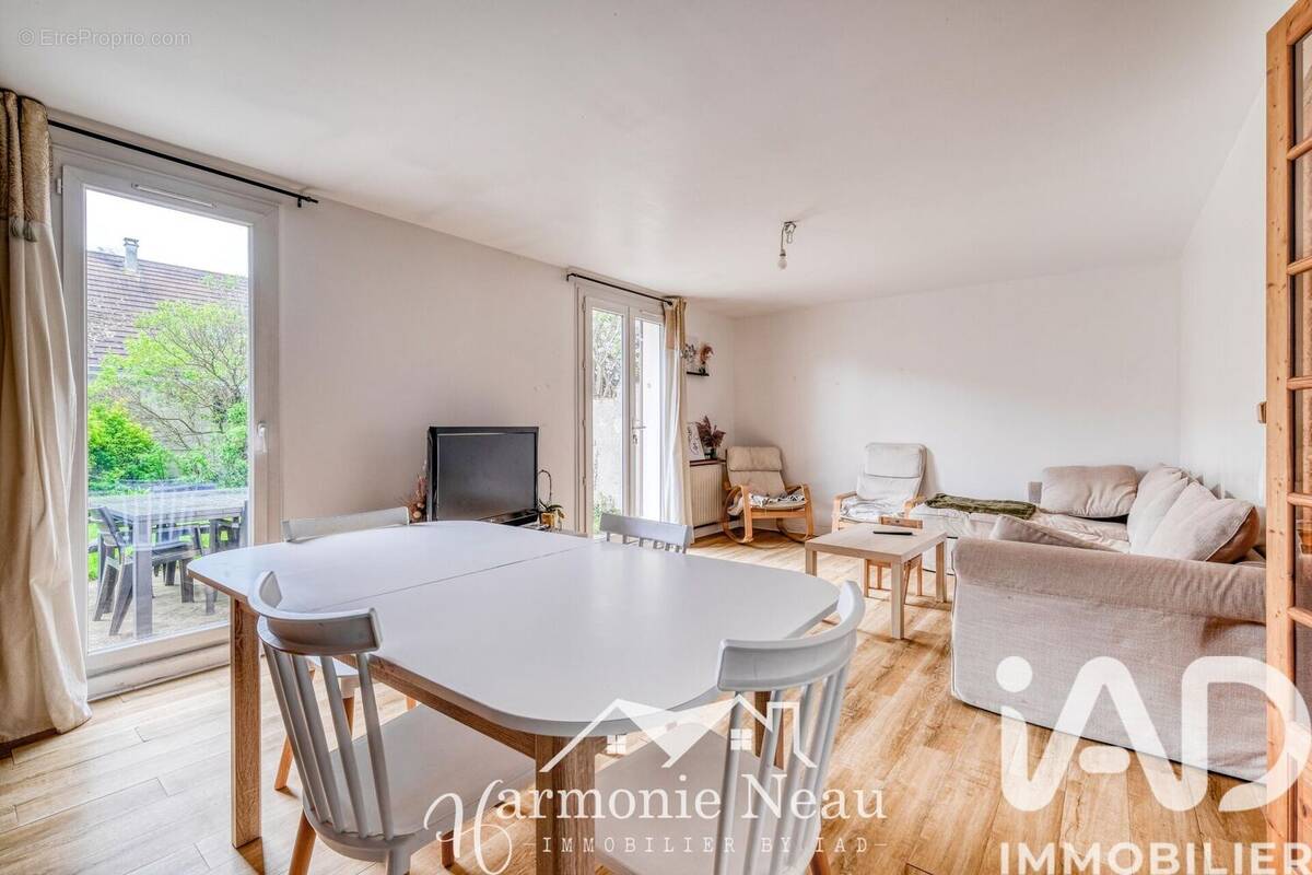 Photo 1 - Maison à TREMBLAY-EN-FRANCE