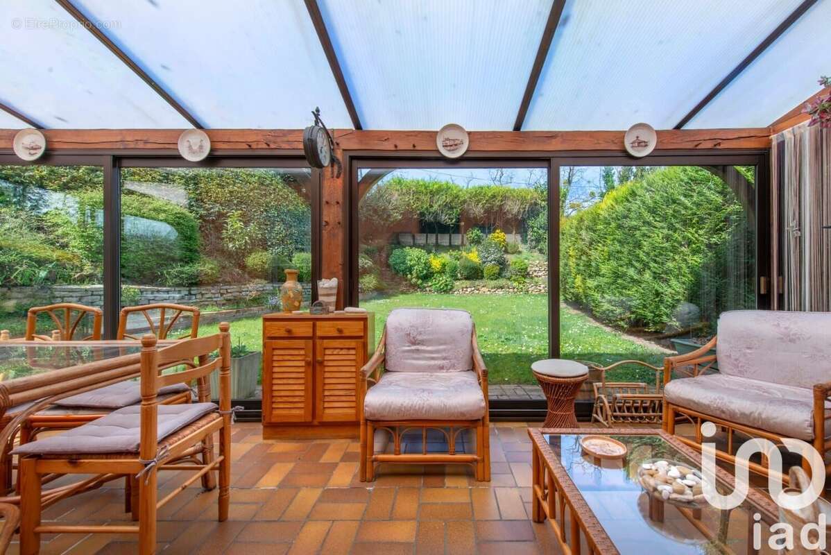 Photo 2 - Maison à MONTEREAU-FAULT-YONNE